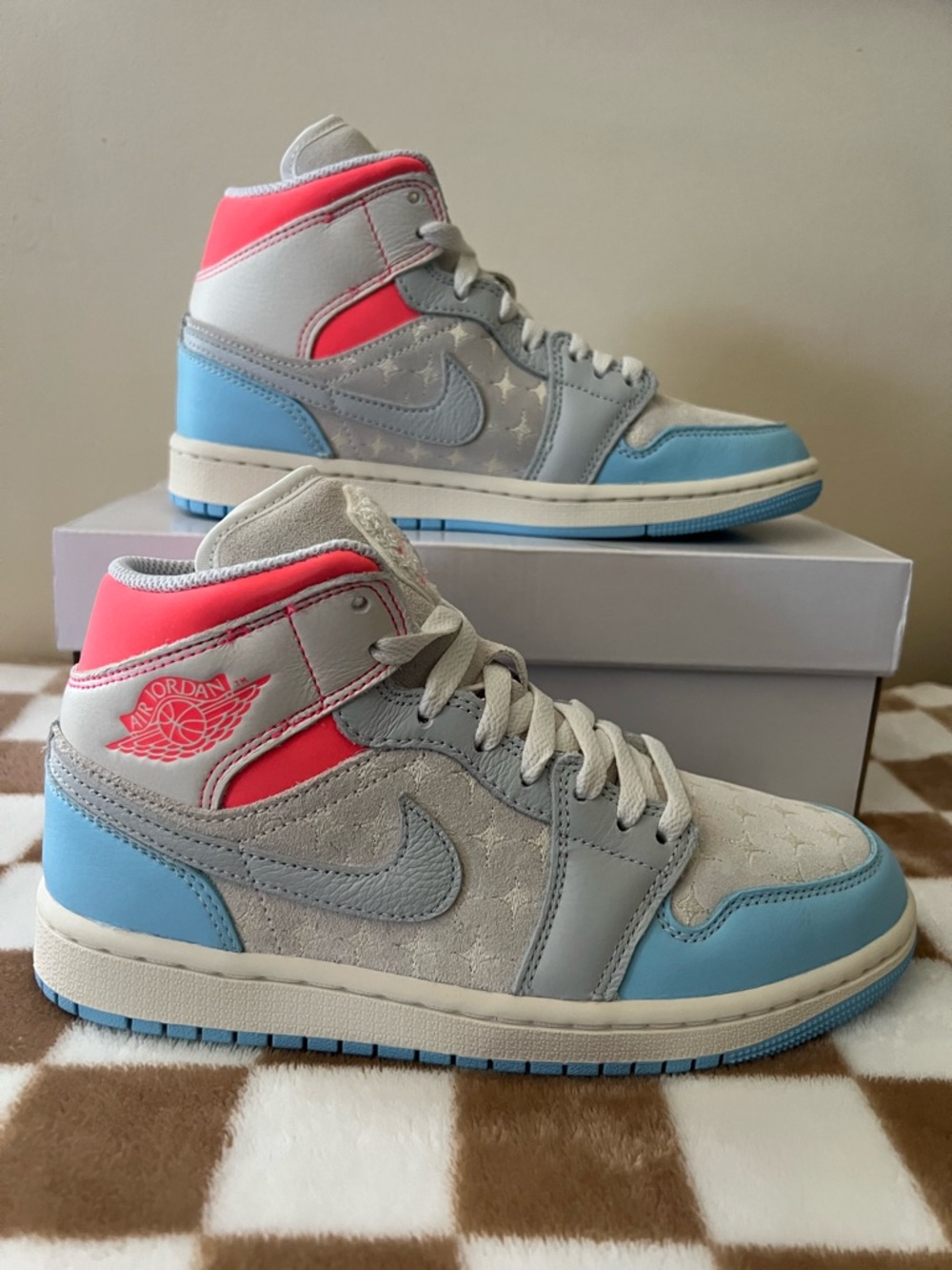 Nike Air Jordan 1 Mid Sneakers Sail/Blue Chill IM7420 133 Women’s Size 7.5 BNIB
